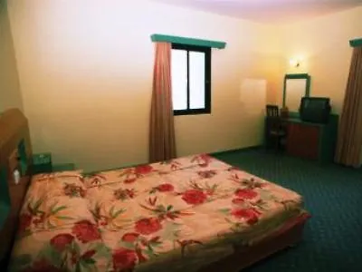 Hotel Erythrai Noble Ildiri